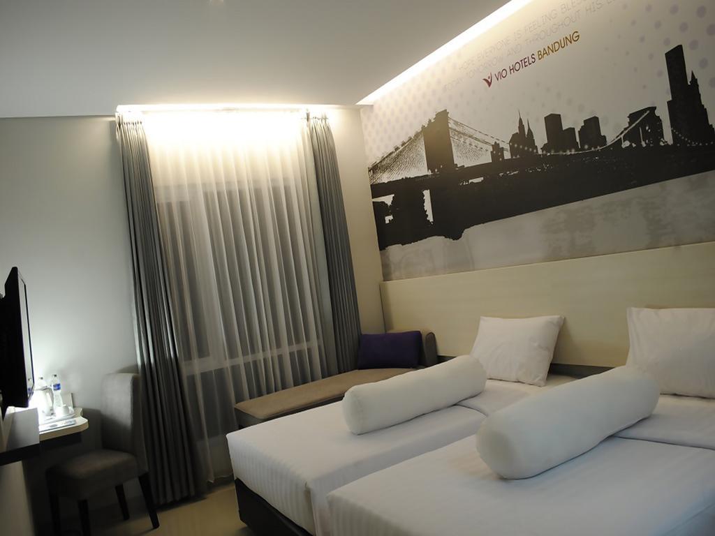 Vio Hotel Veteran Bandung Kamer foto