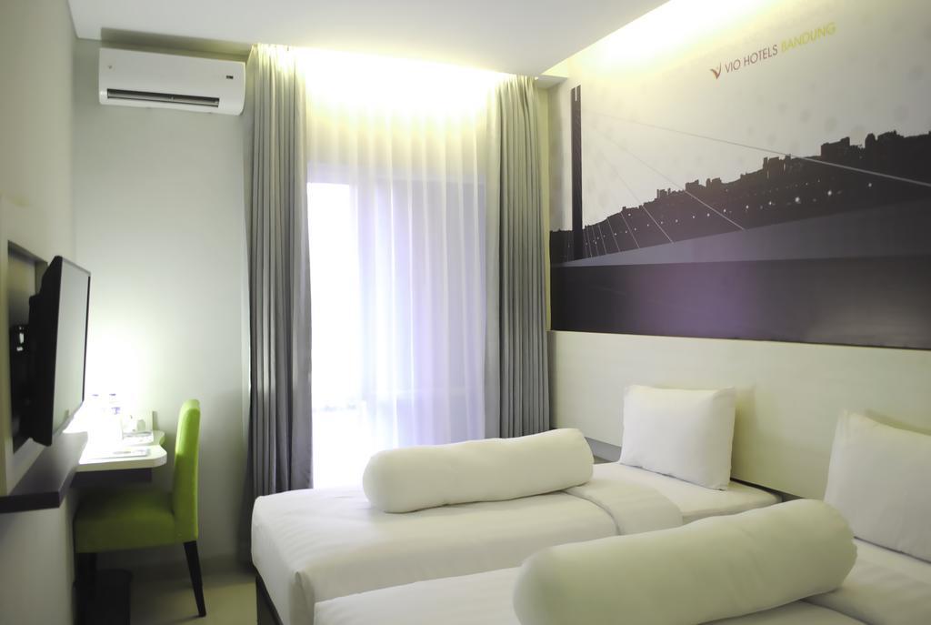 Vio Hotel Veteran Bandung Kamer foto